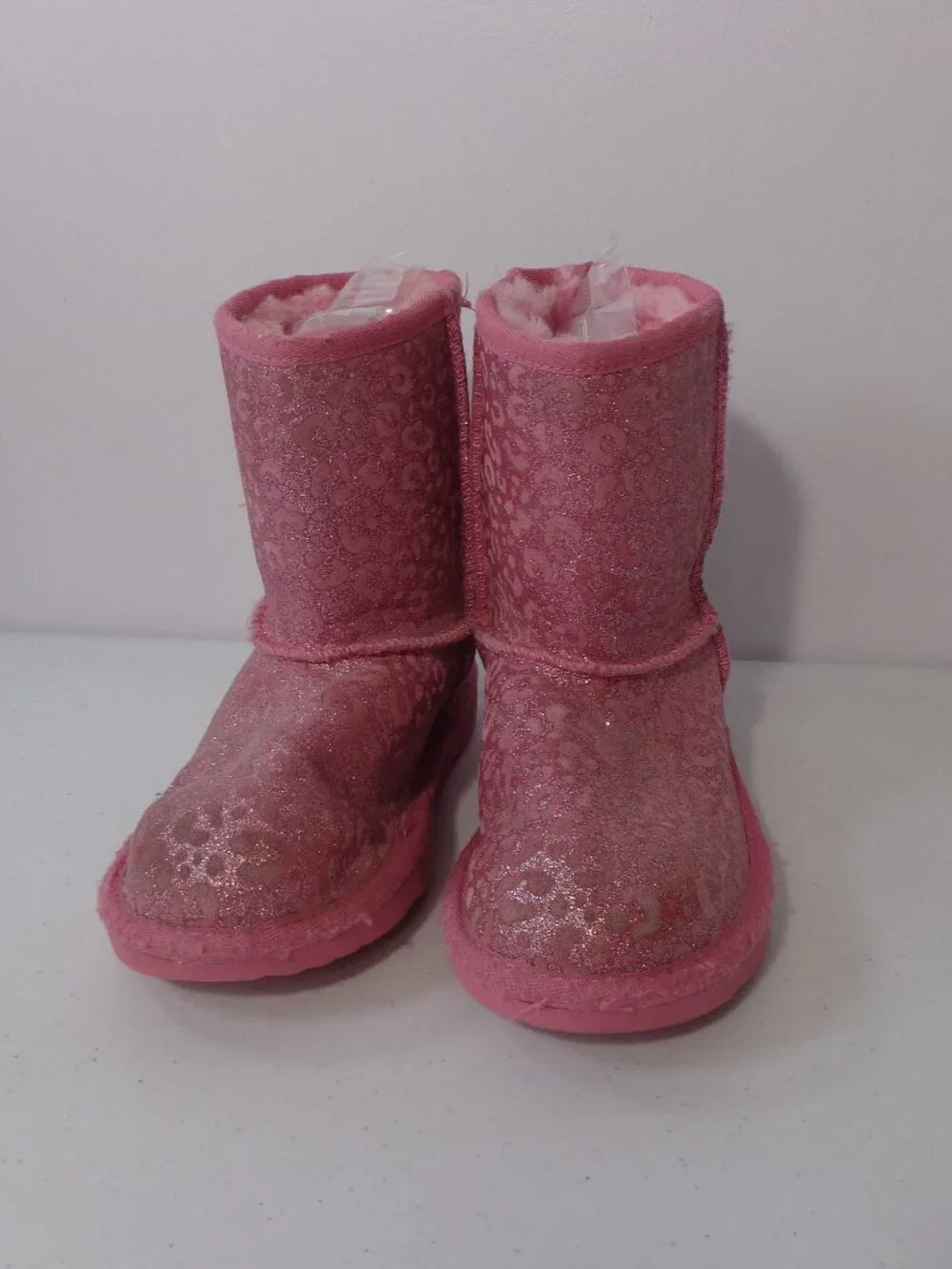 UGG 1112388K Classic II Glitter Leopard Wild Berry Shearling Boots Youth Size 1